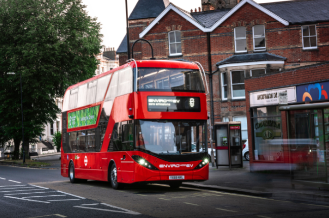 BYD ADL Enviro400EV纯电动双层大巴 图片来源：企业供图