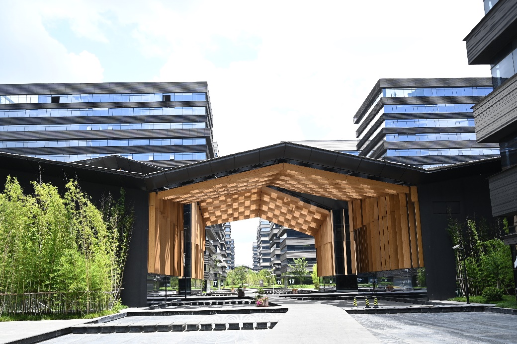 上海前晨汽车科技有限公司