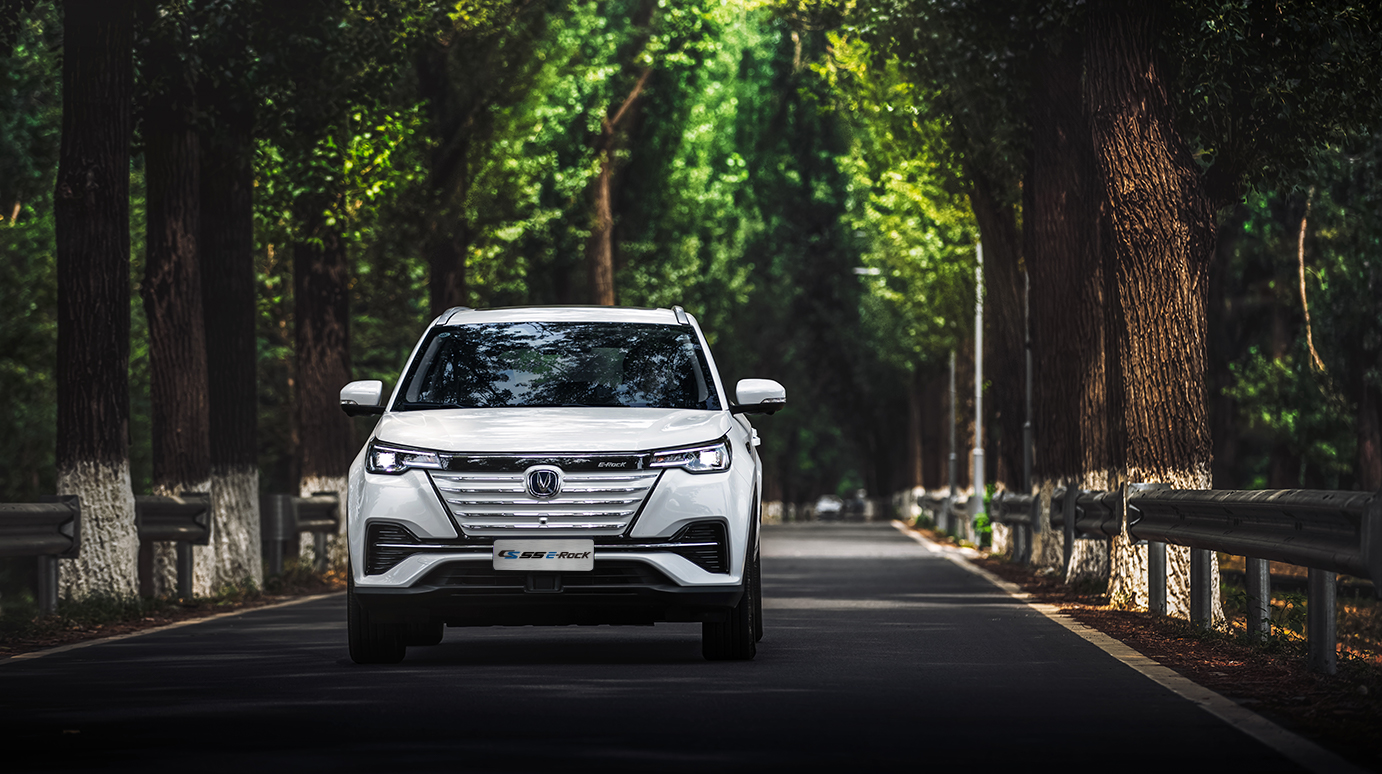 图片来源:长安汽车官网 图片来源:长安汽车官网