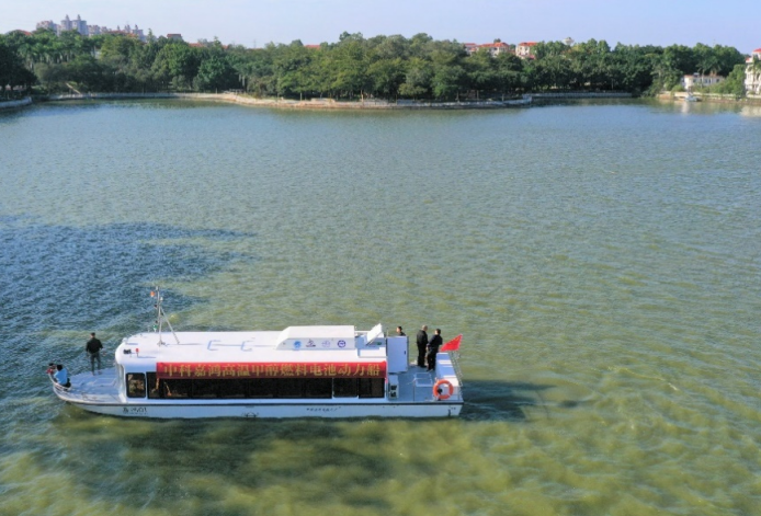 高温甲醇燃料电池动力船在丹灶仙湖首航