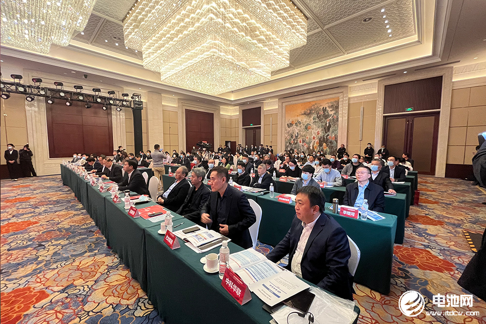 中科华联拟投130亿布局11个隔膜基地 预计年产能约75亿m²