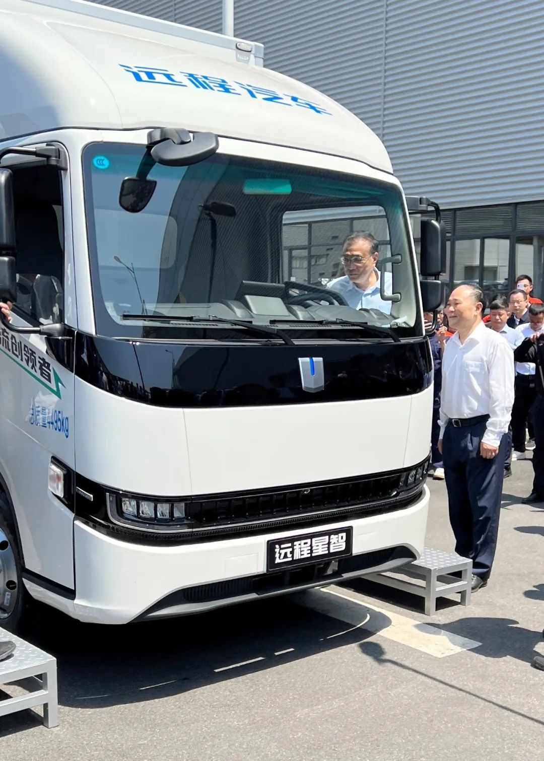 国务院总理李克强考察吉利新能源商用车上饶低碳数智工厂