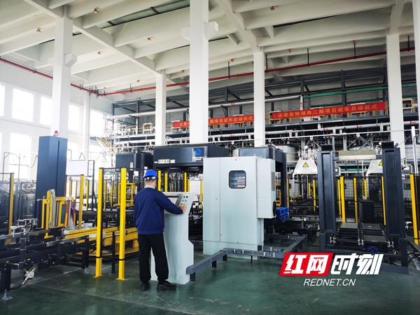 湖南法恩莱特新能源科技有限公司电解液自动化生产线