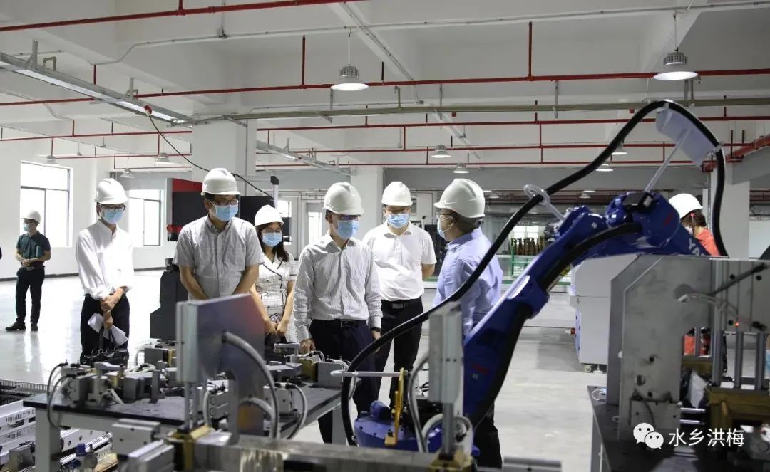 东莞水乡党工委书记赖健伟深入重点企业调研 全力推动第二季度经济稳增长