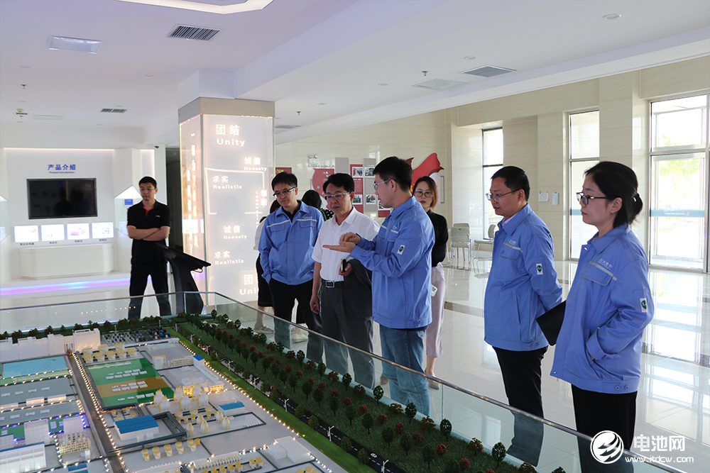中关村新型电池技术创新联盟秘书长于清教一行参观考察石大胜华 中关村新型电池技术创新联盟秘书长于清教一行参观考察石大胜华