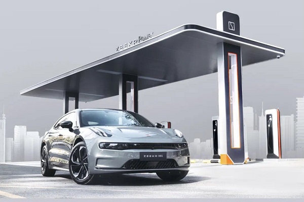 图片来源:极氪汽车 图片来源:极氪汽车