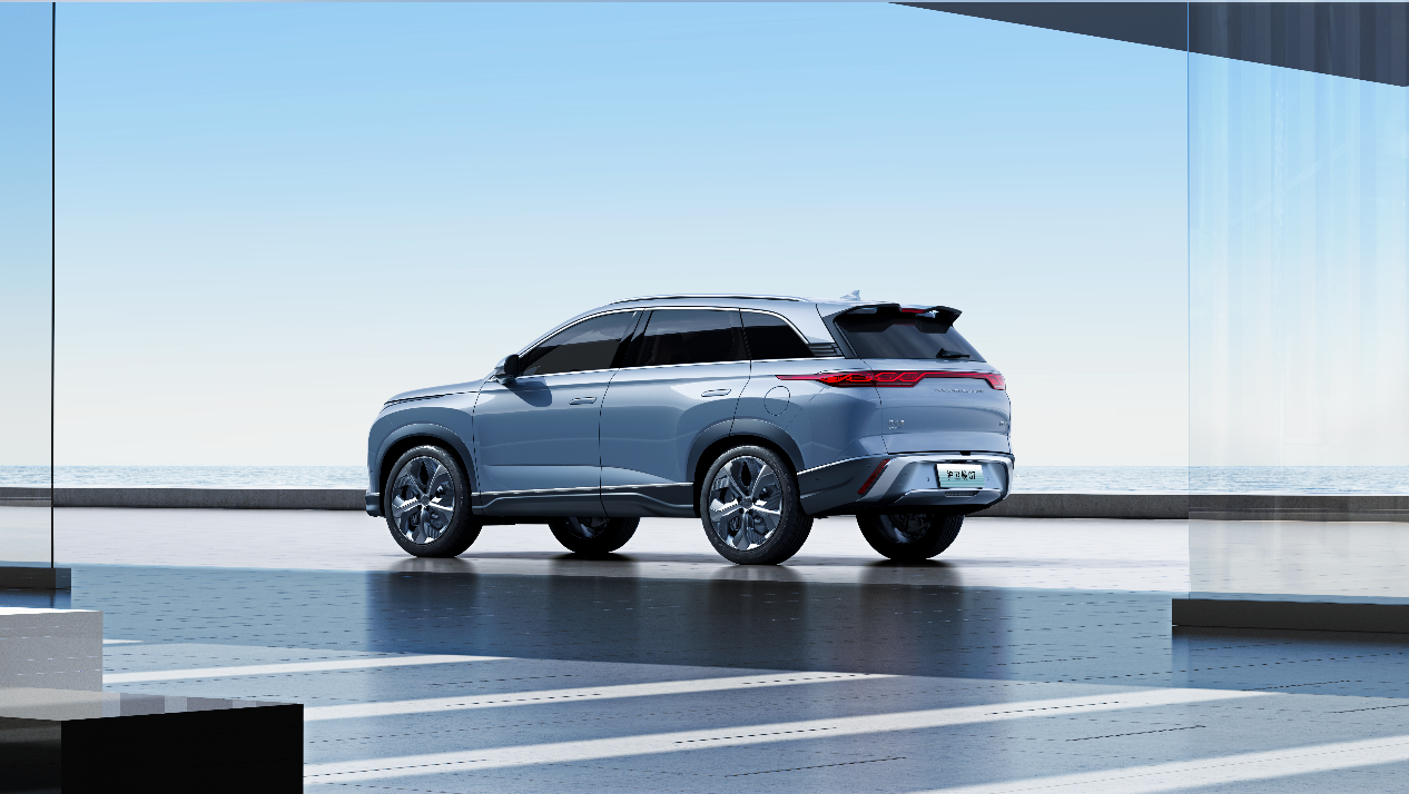 比亚迪护卫舰07首秀：两种纯电续航可选 四季度将上市