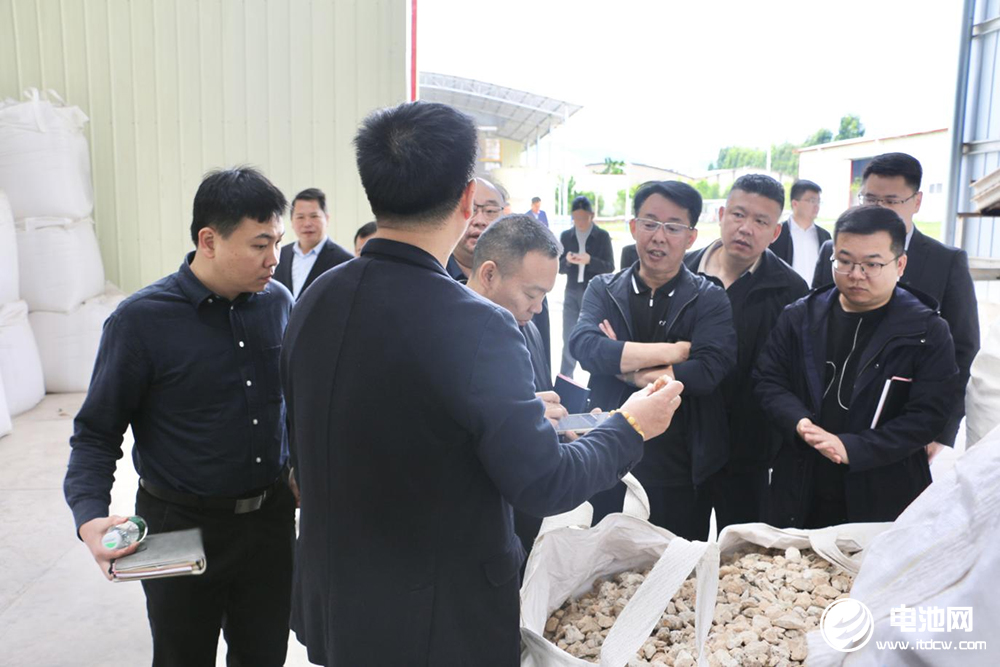 中国电池新能源产业链调研团一行参观考察源滙通