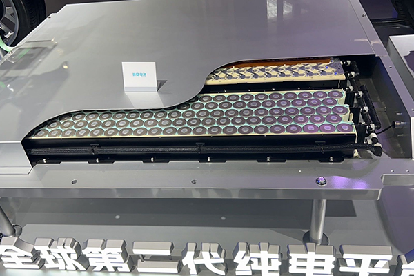 上海车展现场花式“内卷” A0级将成为下一个增长点