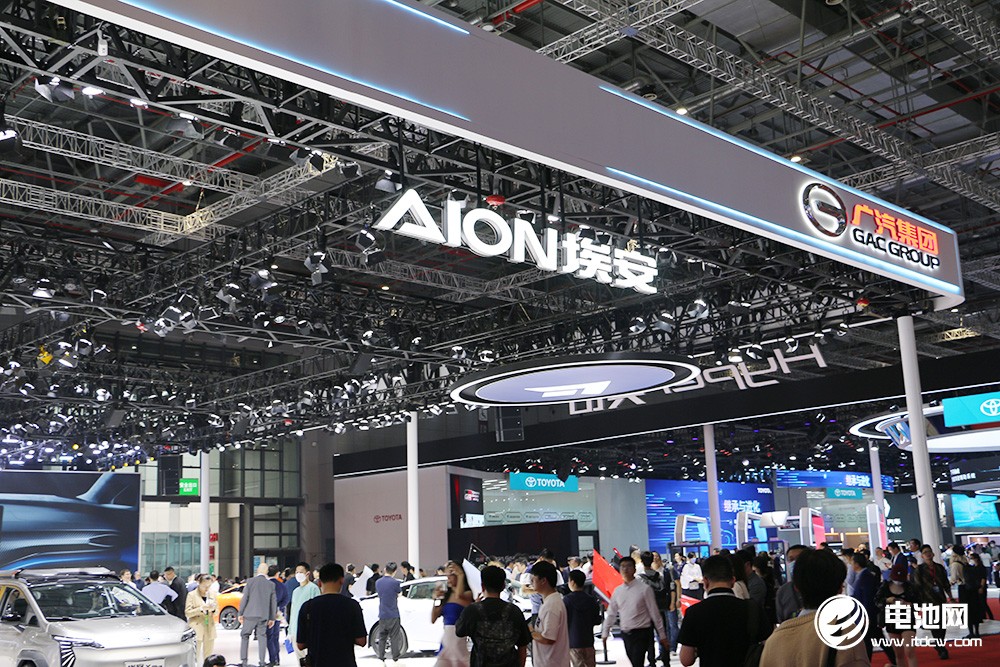 新能源汽车,动力电池,上海车展 新能源汽车,动力电池,上海车展