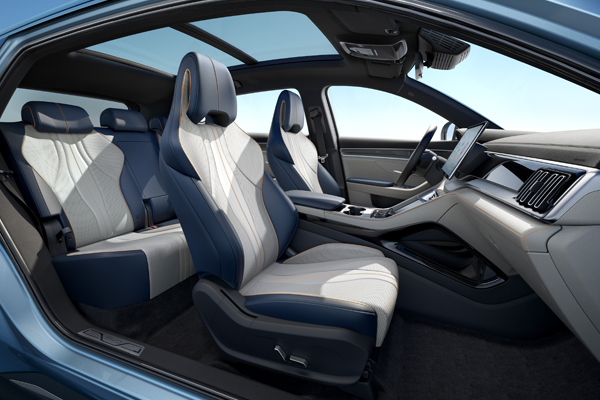 比亚迪宋PLUS冠军版上市 售价15.98万元-20.98万元