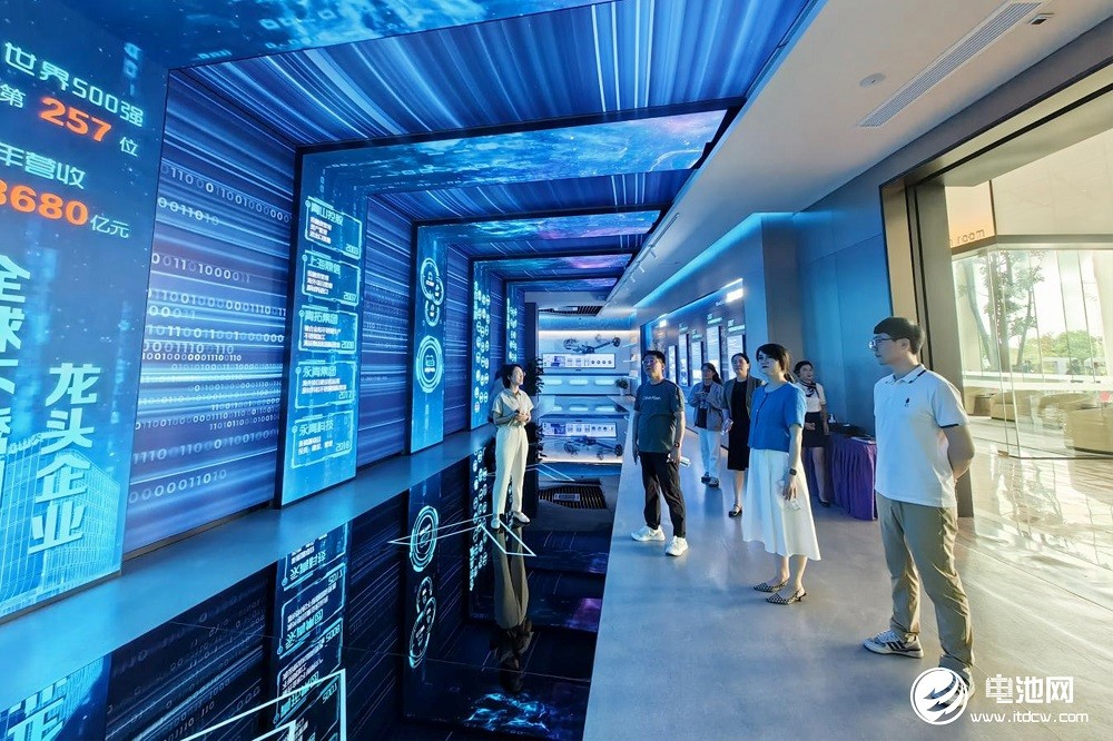 中关村新型电池技术创新联盟秘书长于清教一行调研、考察瑞浦兰钧