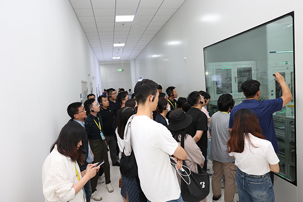 探秘盐城飞叠短刀基地 解锁蜂巢能源PHEV市场爆发密码