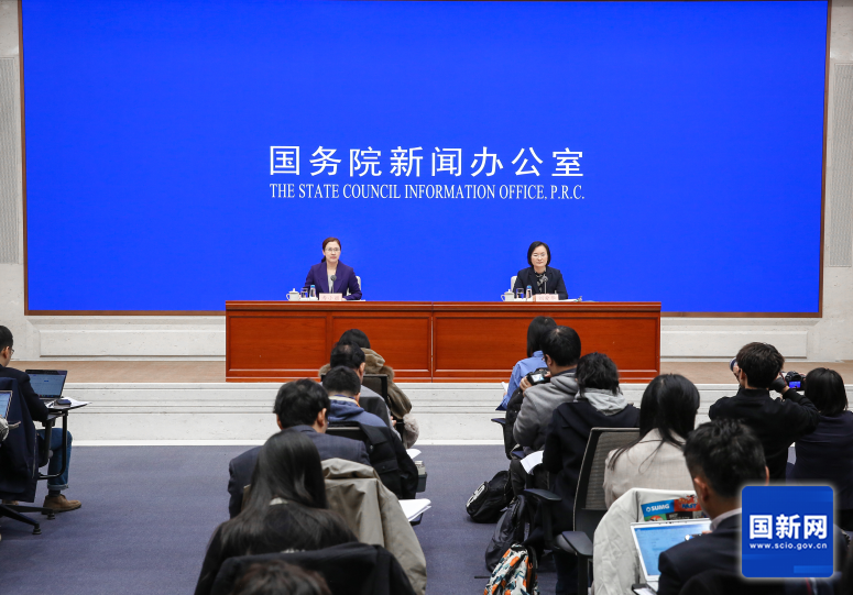 10月汽车用锂离子动力电池产量增长57.3% 光伏电池增长62.8%