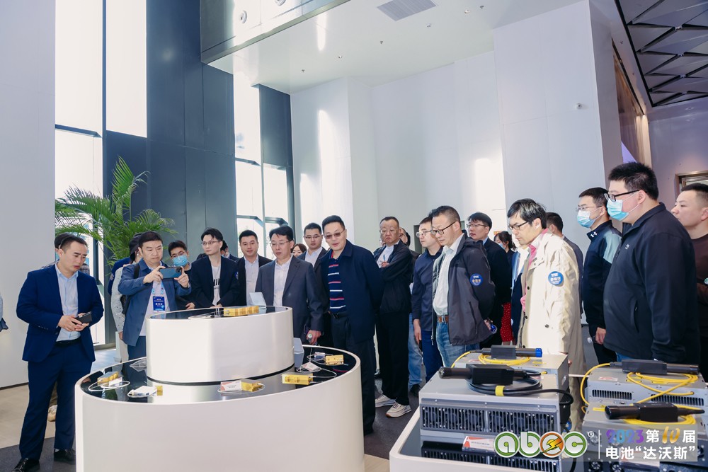 ABEC 2023丨电池“达沃斯”与会嘉宾参观考察
