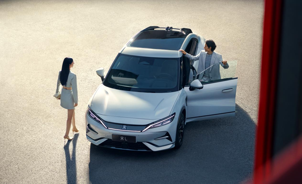 震撼价格!入门满配!宋L 领潮上市18.98万元起! 震撼价格!入门满配!宋L 领潮上市18.98万元起!