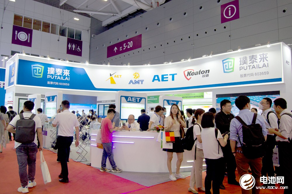 卓越铝塑膜月均出货200万㎡ 25年长寿命高冲深储能铝塑膜量产出货