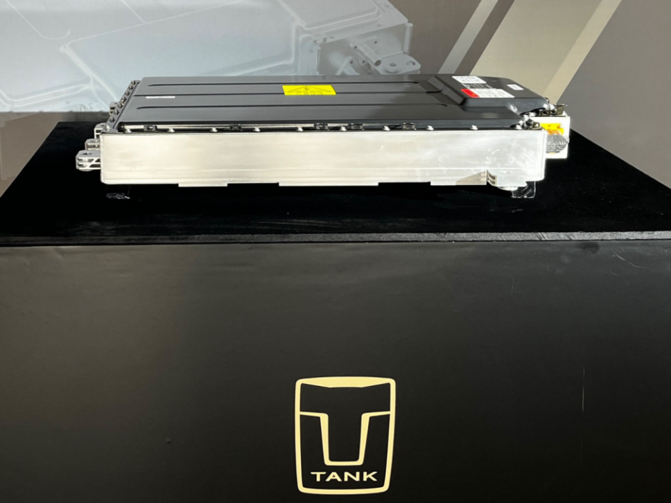 入局豪华越野SUV市场 蜂巢能源插混电池助力坦克700Hi4-T震撼上市 入局豪华越野SUV市场 蜂巢能源插混电池助力坦克700Hi4-T震撼上市