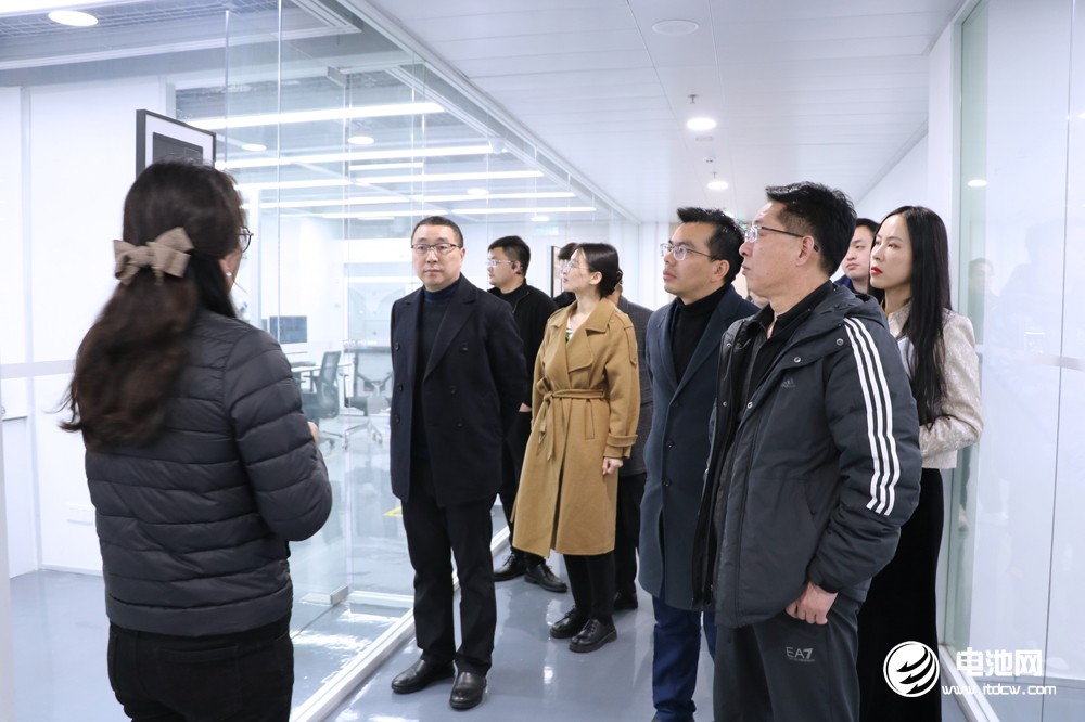 中国电池新能源产业链调研团一行参观考察天鹏电源