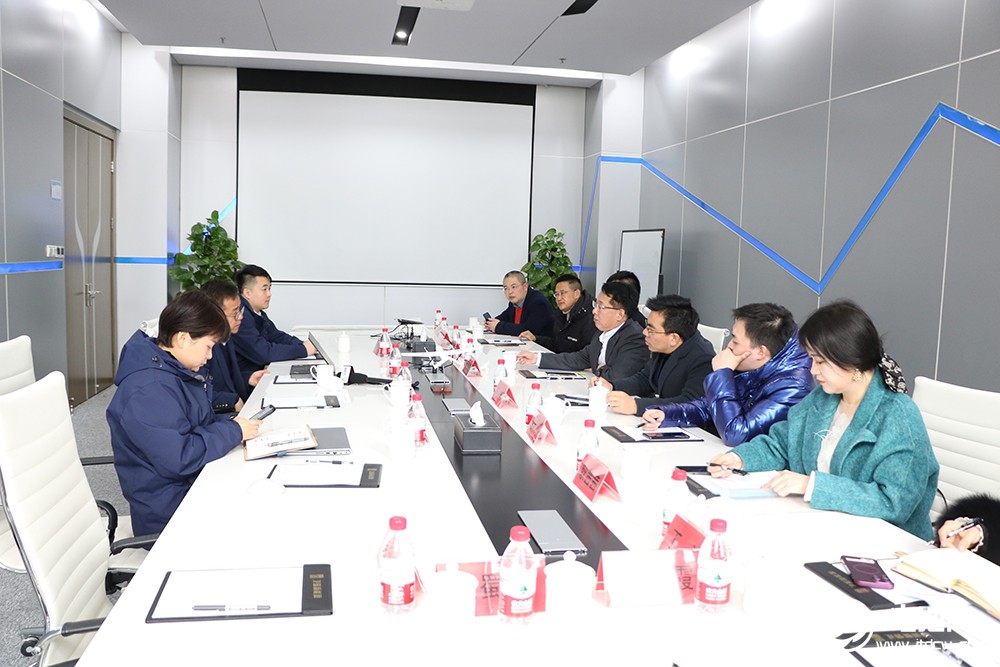 中国电池新能源产业链调研团一行参观考察江苏卫蓝新能源