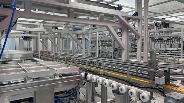 打造超充系！云山动力超充大圆柱电池量产正式通线