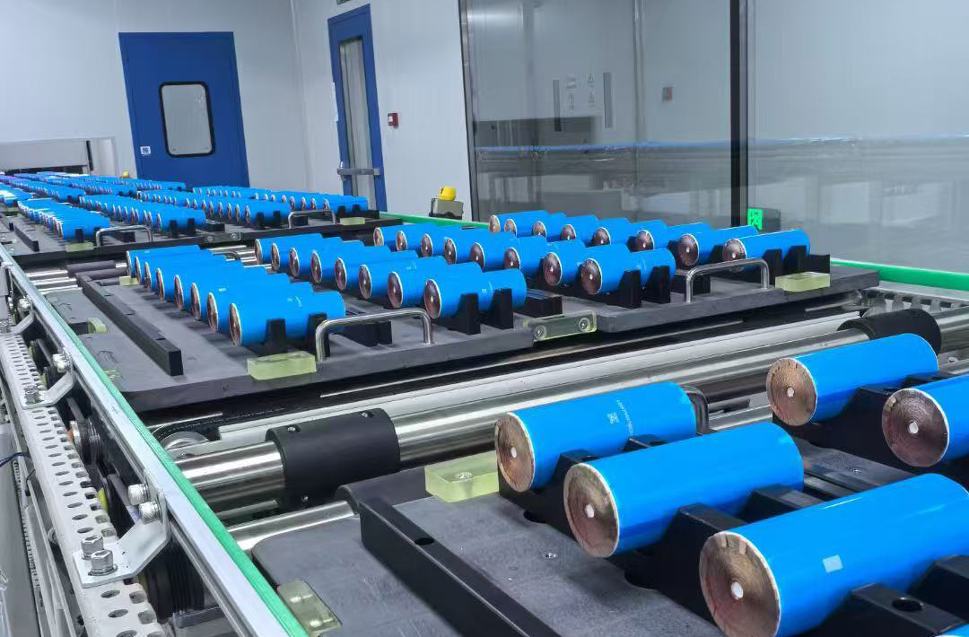 打造超充系！云山动力超充大圆柱电池量产正式通线