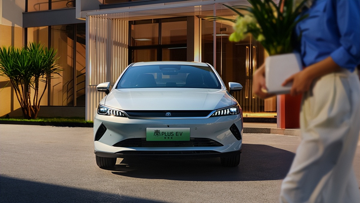 第二代秦PLUS智驾版正式上市