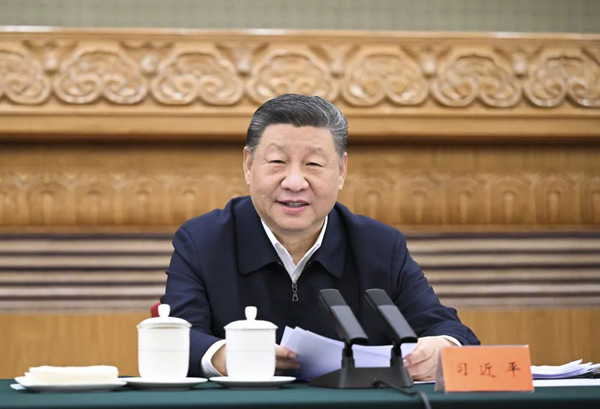 2月17日，中共中央总书记、国家主席、中央军委主席习近平在京出席民营企业座谈会并发表重要讲话。 新华社记者 谢环驰 摄