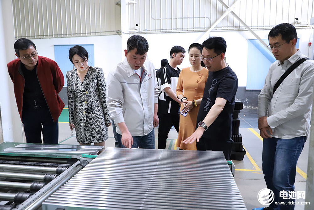 中国电池新能源产业链调研采访团（安徽站）一行到访蚌埠弗迪