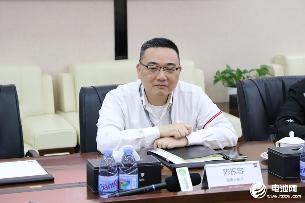 中国电池新能源产业链调研采访团（广东站）一行到访利元亨