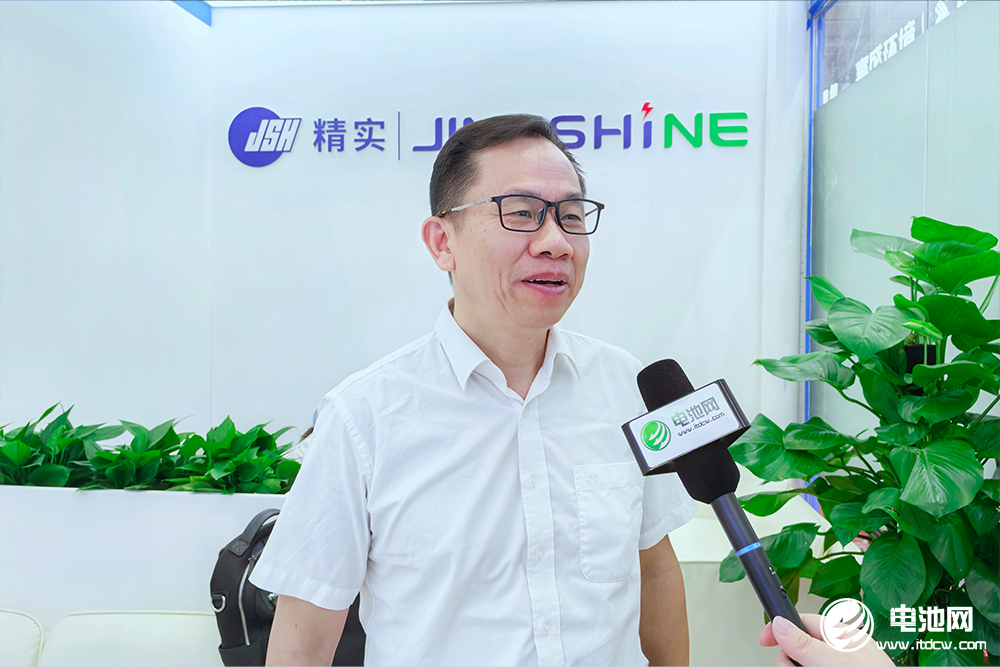 精实机电董事长黄剑波