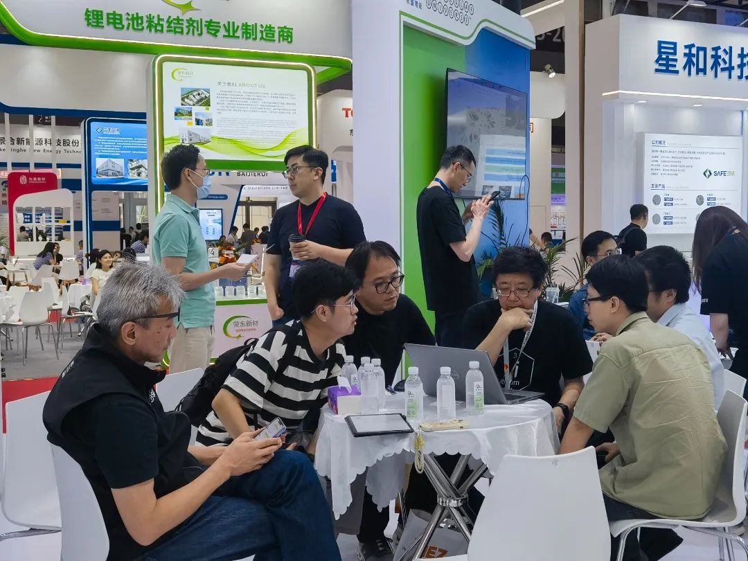 航盛锂能亮相CIBF 2025