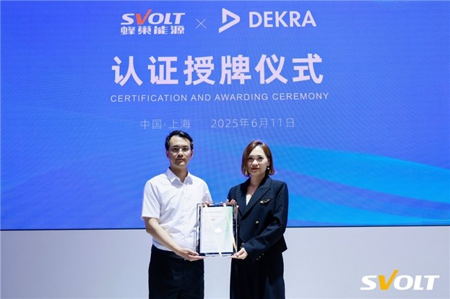 热复合短刀备受青睐，蜂巢能源SNEC展再度斩获2.1GWh储能订单！