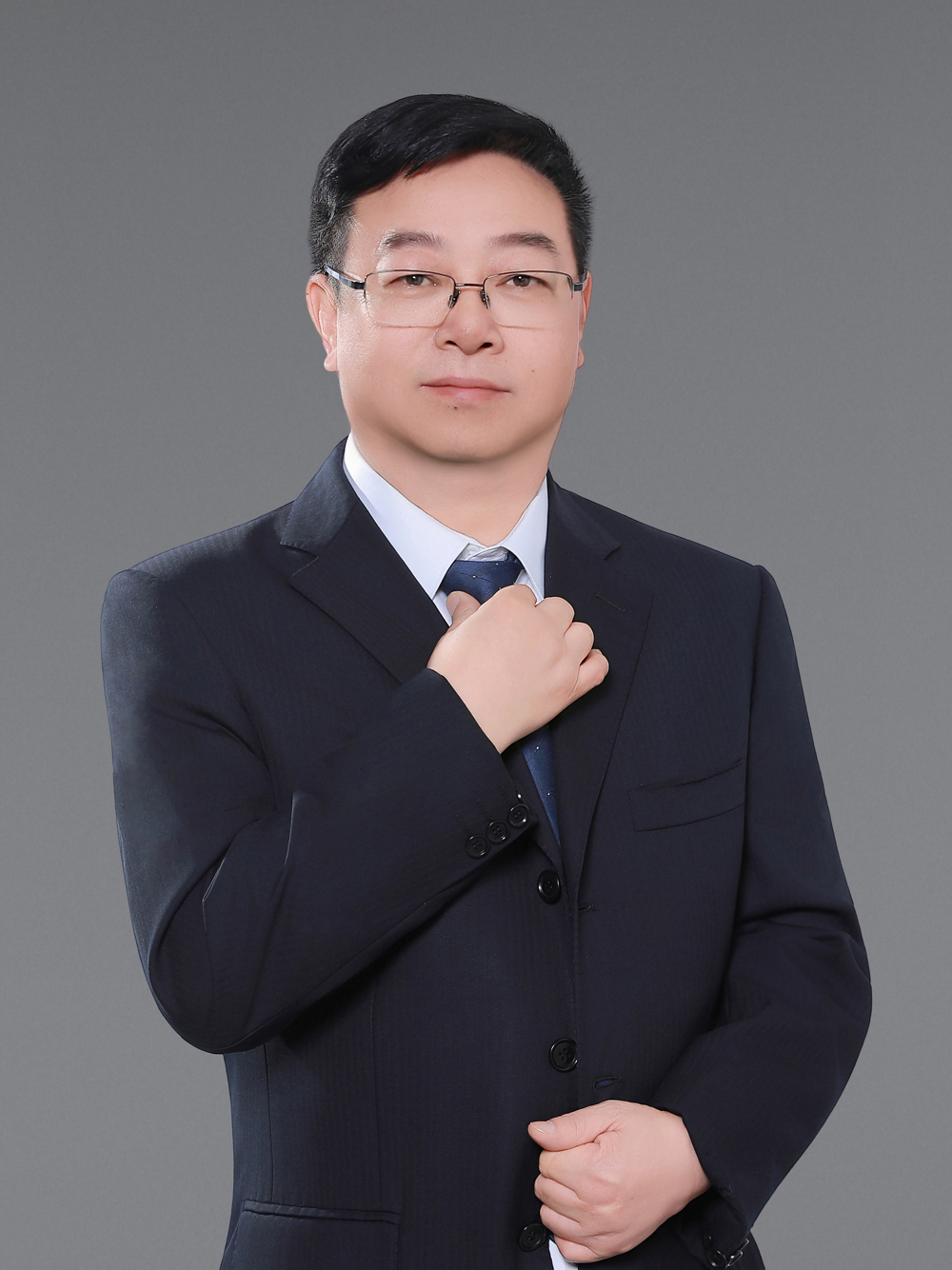 第15届（2025年）中国电池新能源行业年度人物：郭龙