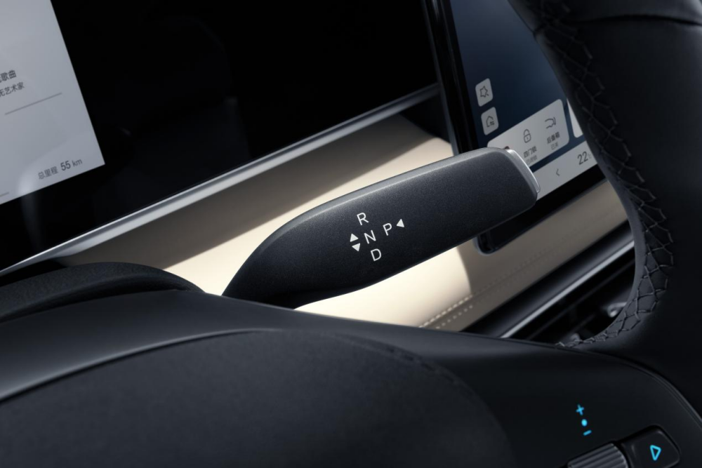 限时超级置换补贴价9.28万起 2026款秦L DM-i上市 限时超级置换补贴价9.28万起 2026款秦L DM-i上市