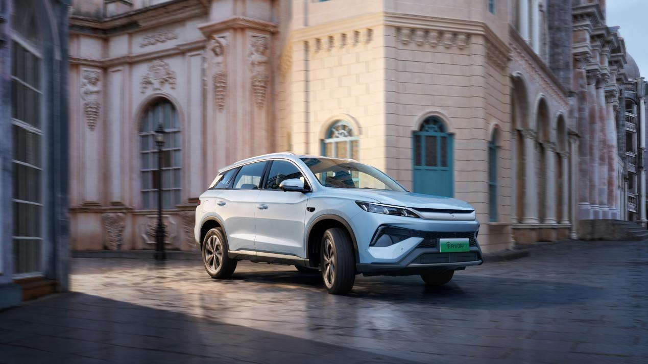 9.98万起，2026款宋L DM-i上市，纯电续航200km，标配云辇C！