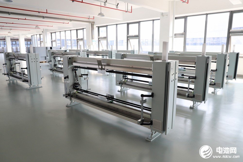 中国电池新能源产业链调研团一行到访双元科技