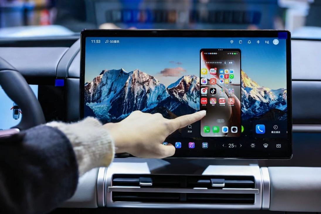 重构“人-车-家”全场景新范式 比亚迪亮相AWE2026 重构“人-车-家”全场景新范式 比亚迪亮相AWE2026