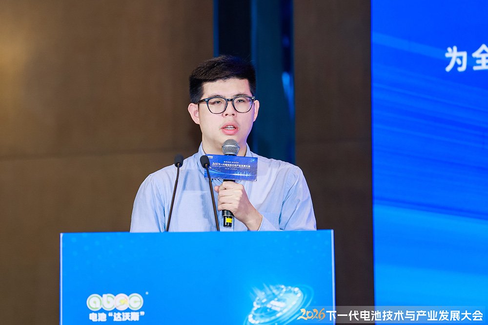 中国银河证券研究所执行总经理/电力设备新能源首席分析师 曾韬