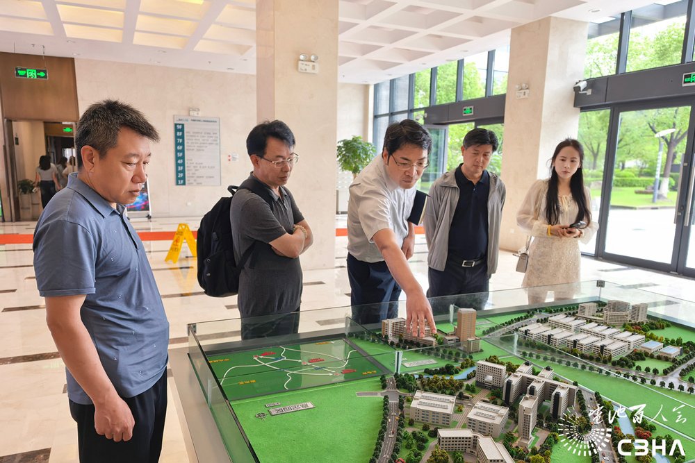 中关村新型电池技术创新联盟一行到访中国科学院上海硅酸盐研究所